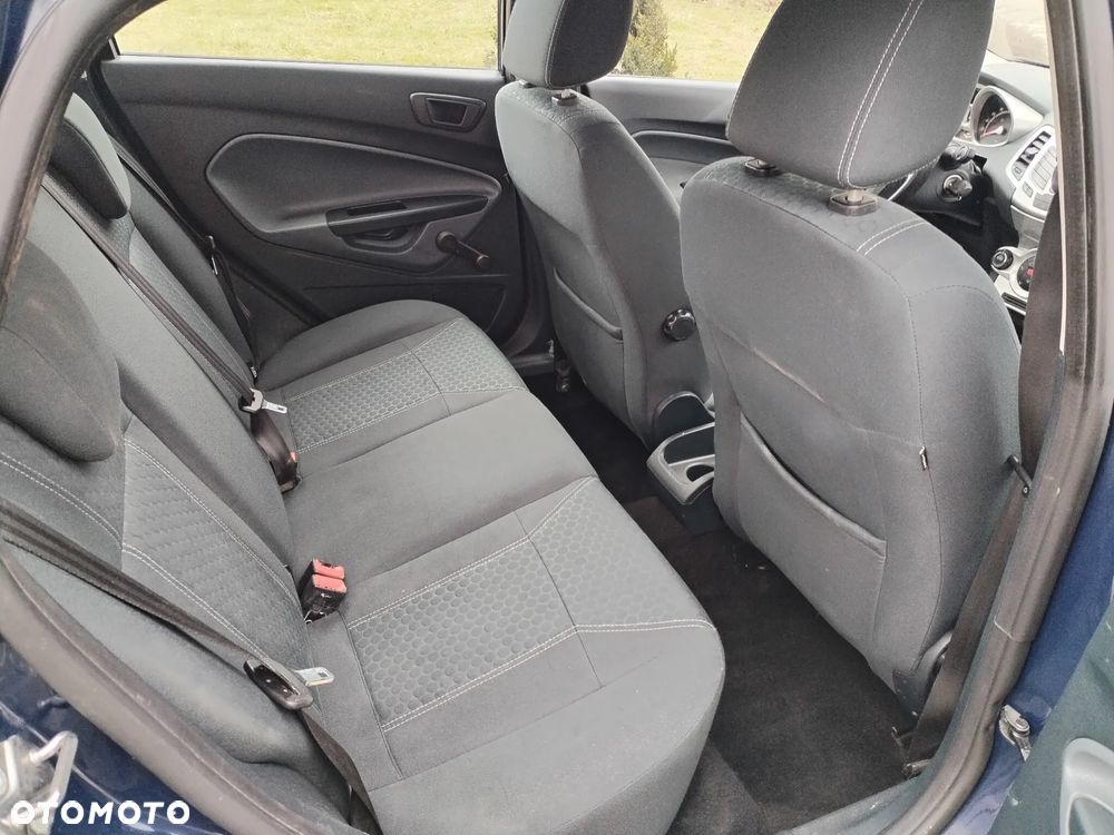 Ford Fiesta - 17
