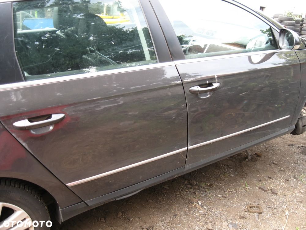 VW Passat B6 drzwi kolor lc8z - 1