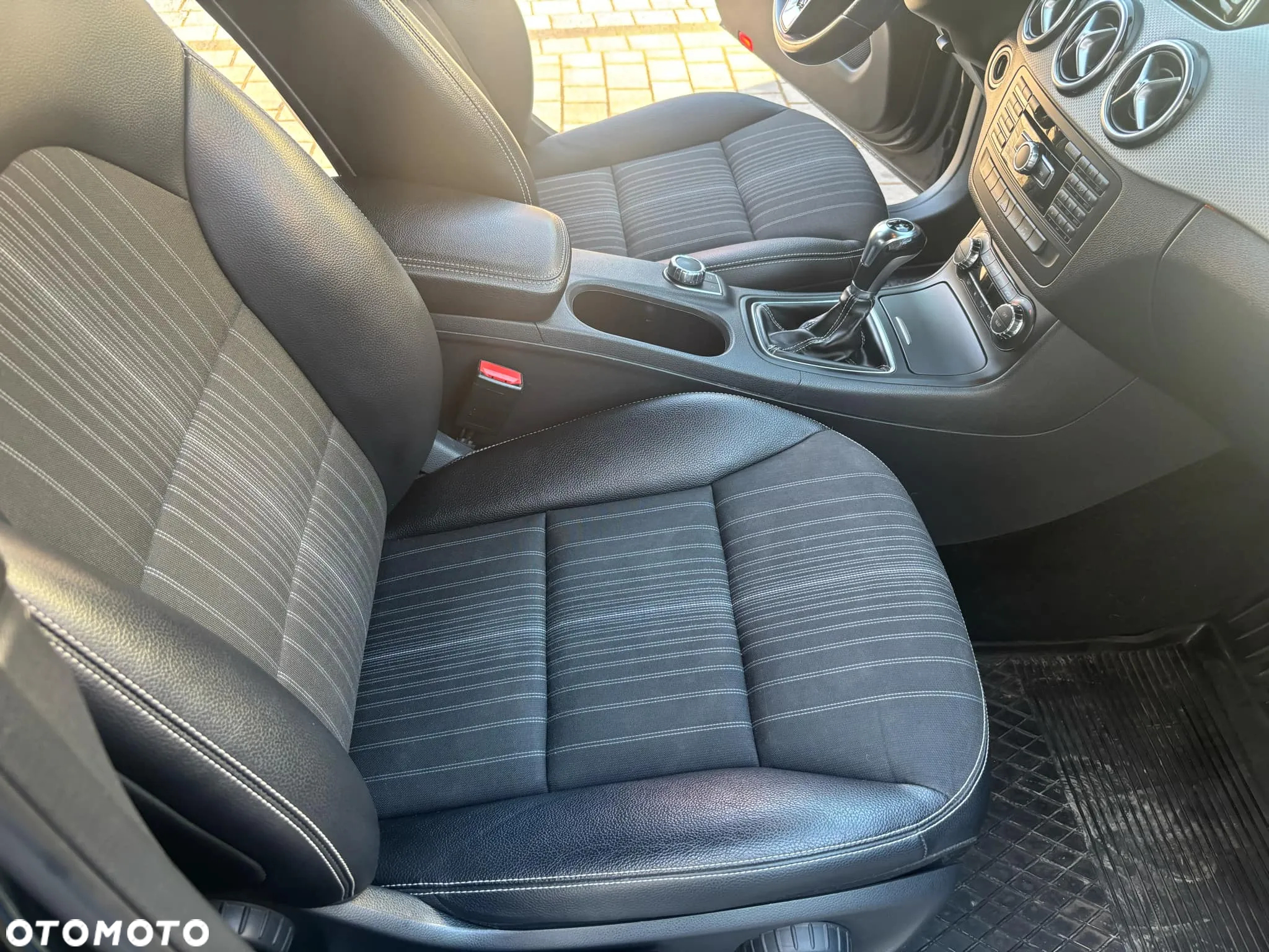 Mercedes-Benz Klasa B 180 CDI - 18