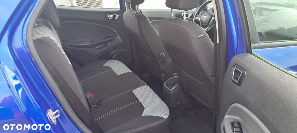 Ford EcoSport 1.5 TDCi TITANIUM - 11