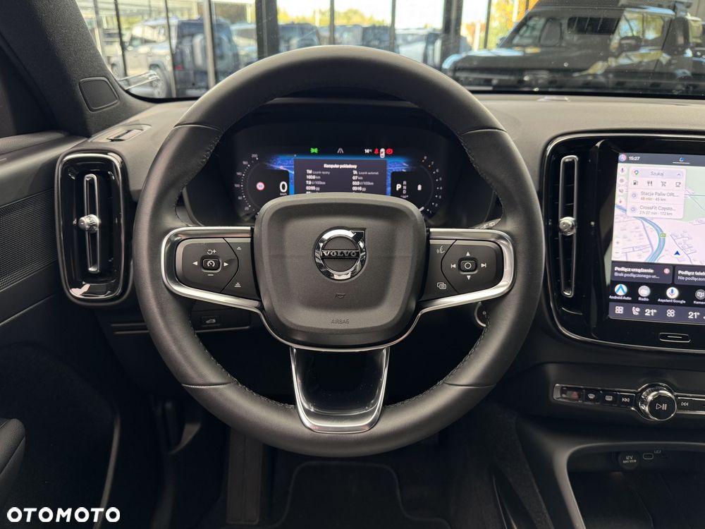 Volvo XC 40 B3 Plus Bright - 17