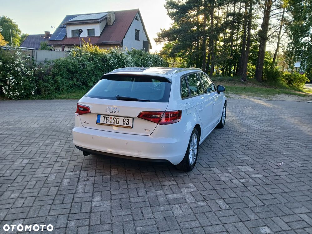 Audi A3 Sportback 1.6 TDI Attraction - 6