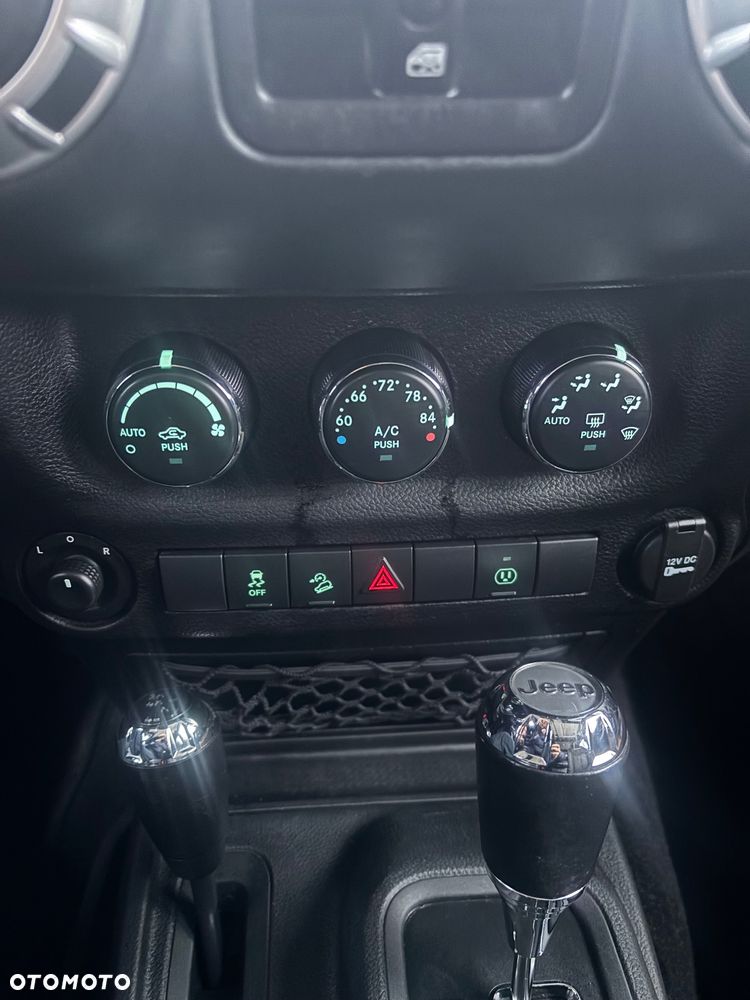 Jeep Wrangler Unlimited 3.6 Automatik Rubicon X - 16