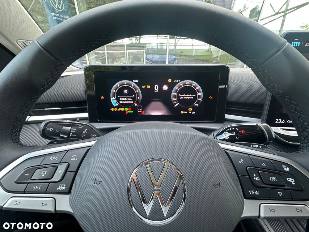 Volkswagen T-Roc 1.5 eTSI Life DSG - 17
