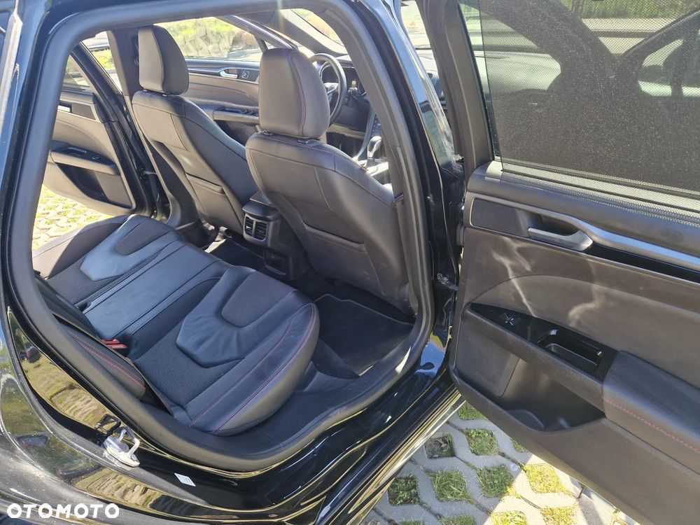 Ford Mondeo 2.0 TDCi ST-Line PowerShift - 13
