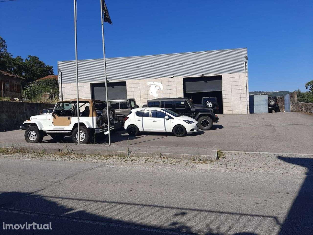 Vende Armazém Oldrões Penafiel - Grande imagem: 2/6