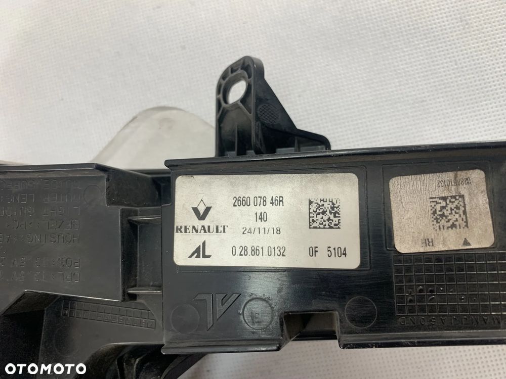 Renault Captur I FL 17r Halogen prawy  Lift 2017 - 3