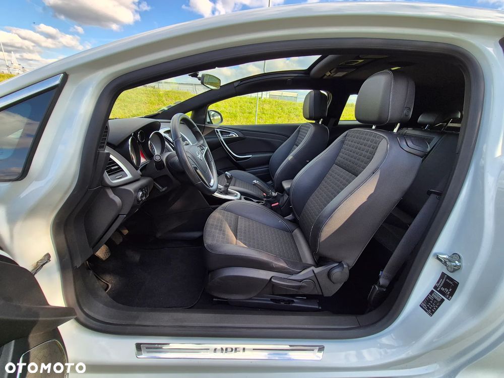 Opel Astra - 25
