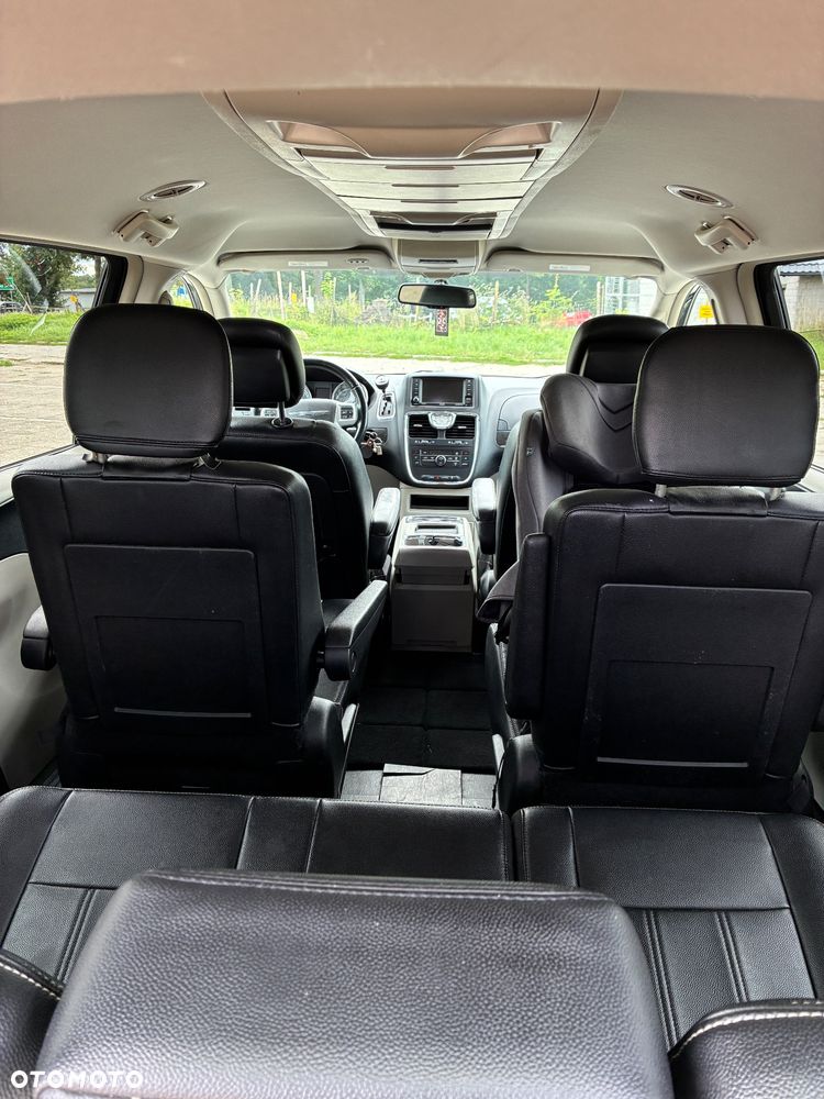 Chrysler Town & Country 3.6 Touring - 11