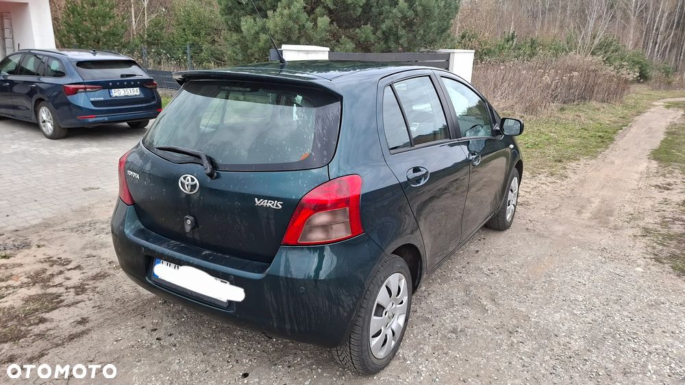 Toyota Yaris 1.0 Terra A/C - 5