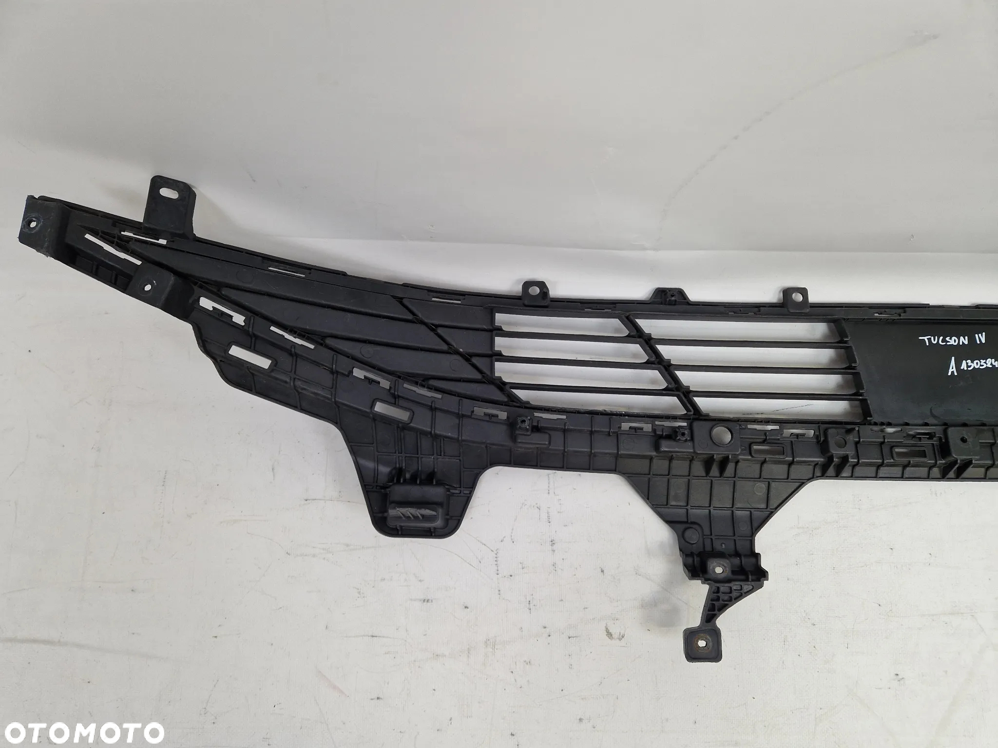 Kratka środkowa przedniego zderzaka Hyundai Tucson IV - 5