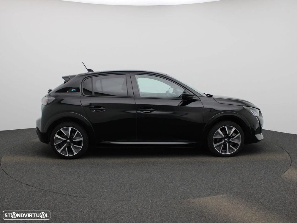 Peugeot e-208 GT - 6