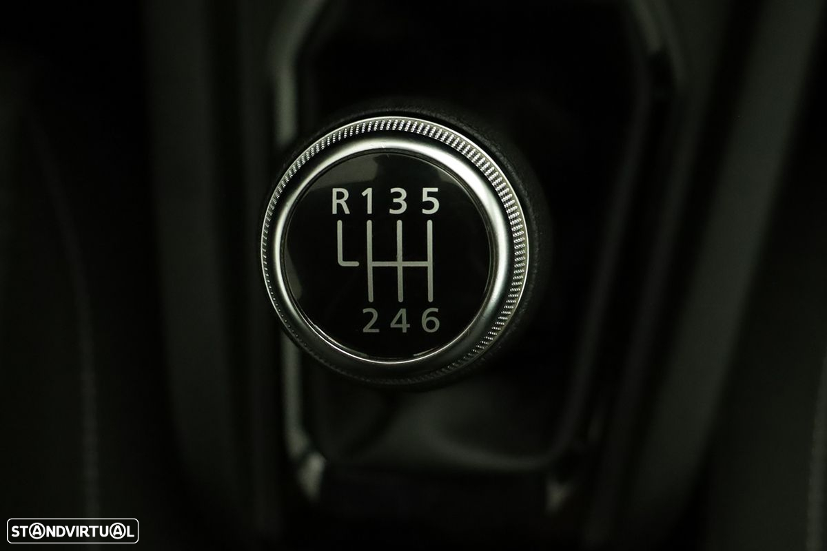 Renault Clio 1.0 TCe Evolution - 14