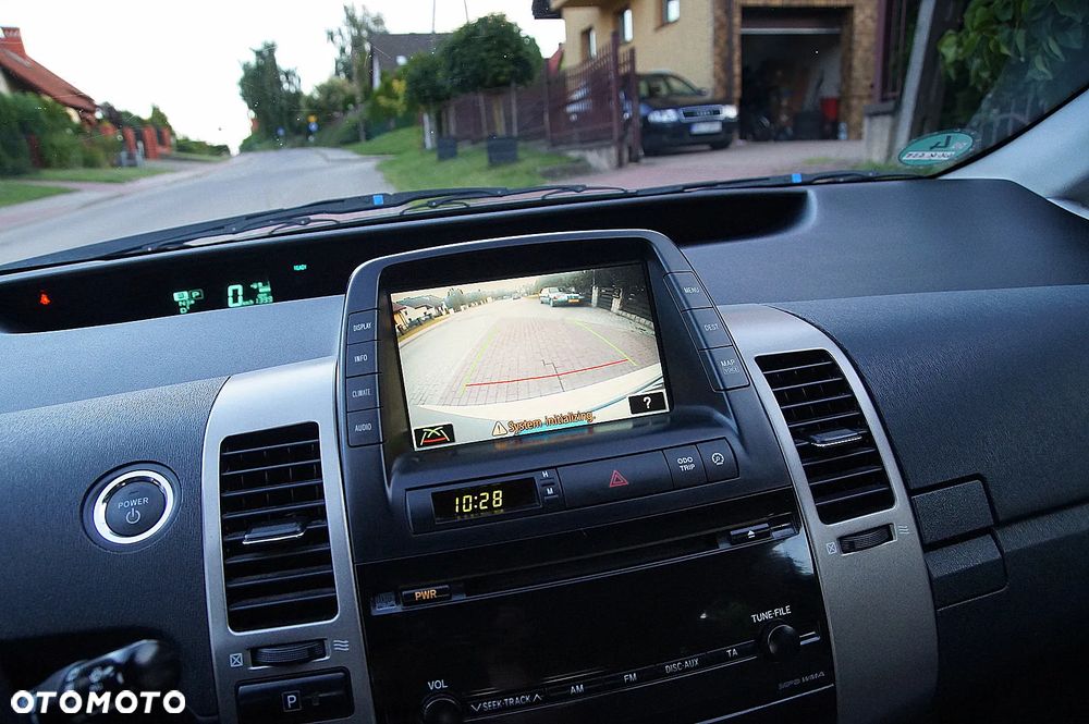 Toyota Prius 1.5 VVT-i Prestige - 14