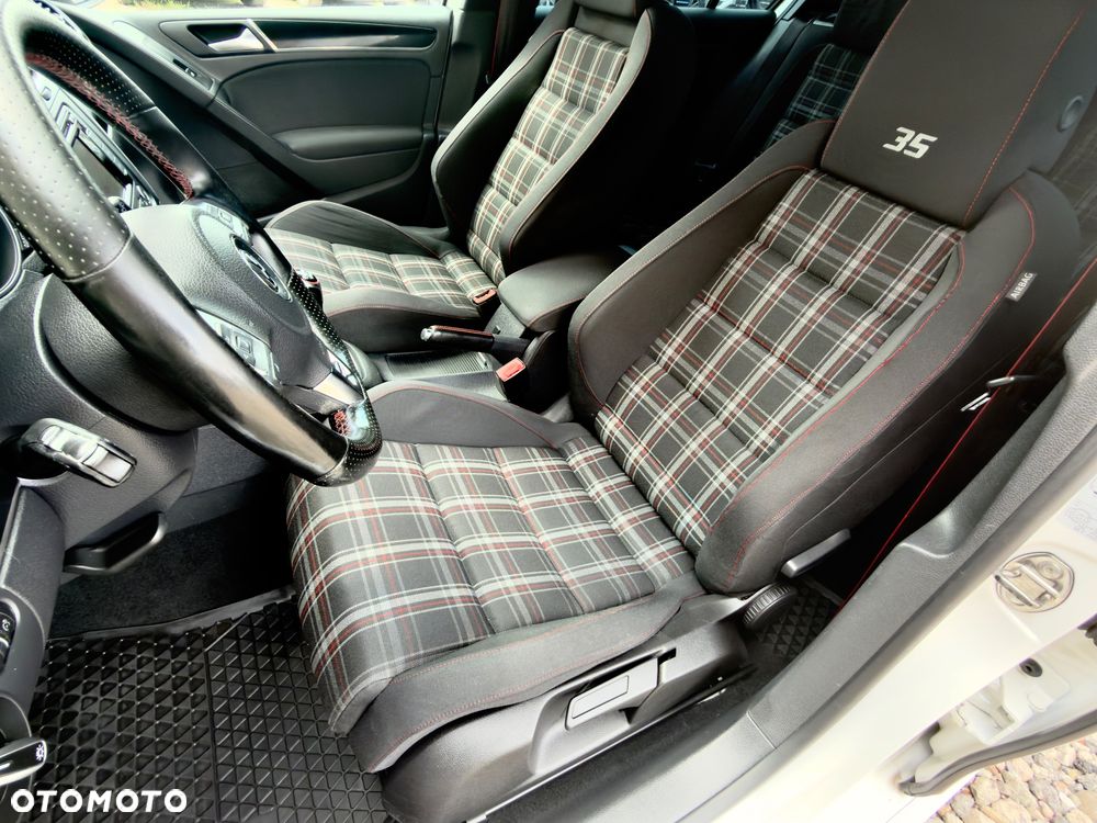 Volkswagen Golf 2.0 TSI GTI 35 - 24
