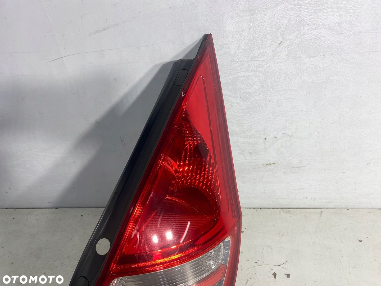 LAMPA PRAWY TYŁ PRAWA TYLNIA HYUNDAI I30 I HB - 5