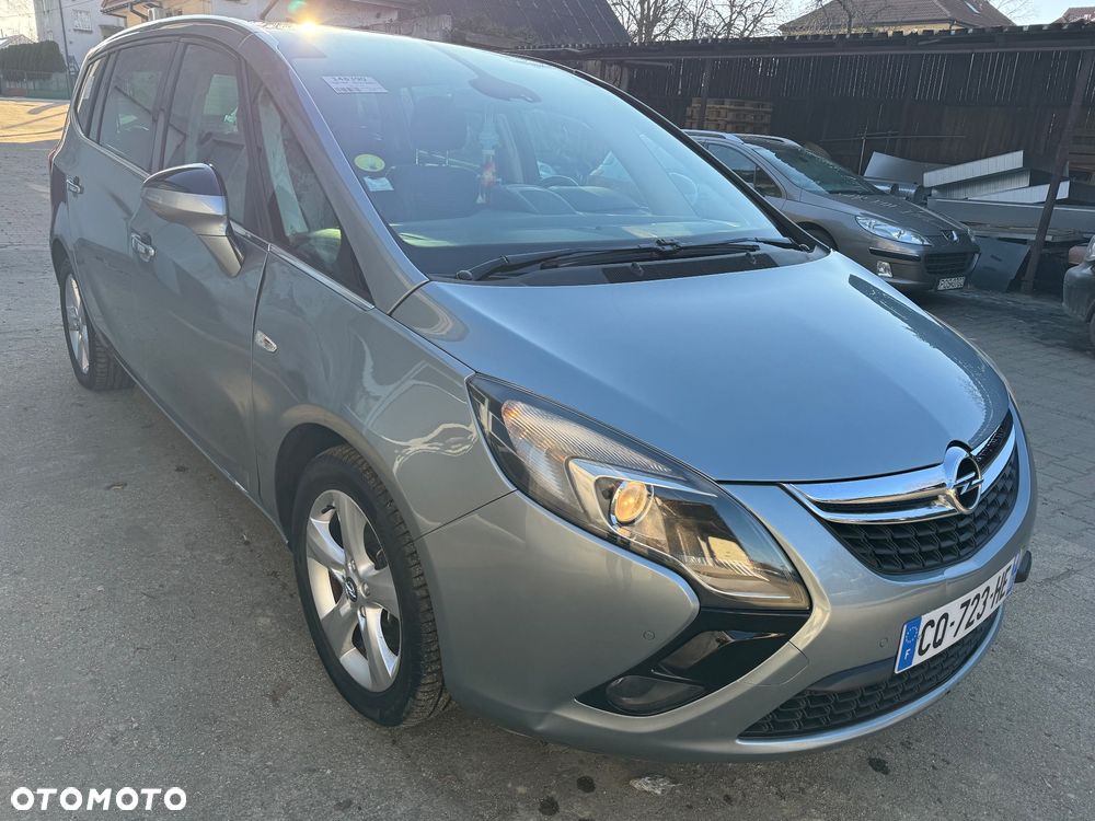 Opel Zafira - 1