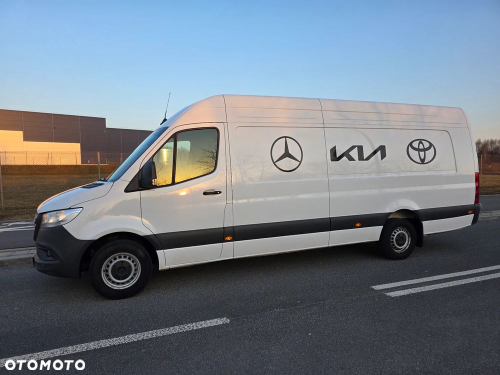 Mercedes-Benz 317 - 9