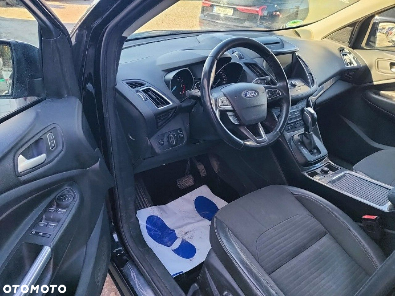 Ford Kuga - 13