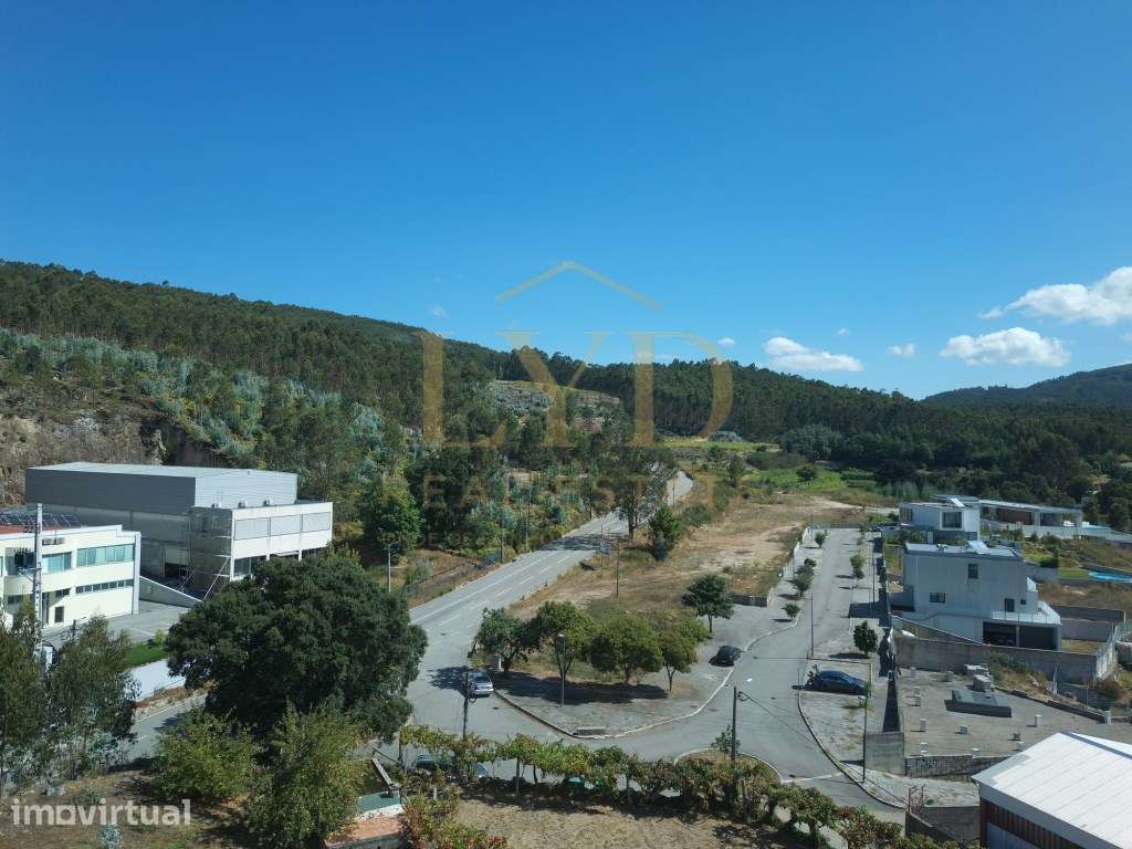 Lotes para construção em Algeriz, Macieira de Cambra, Vale de Cambra - Grande imagem: 4/26