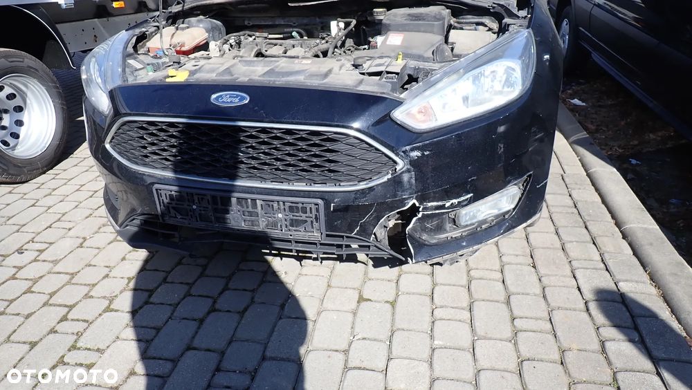 Ford Focus 1.6 Trend PowerShift - 4