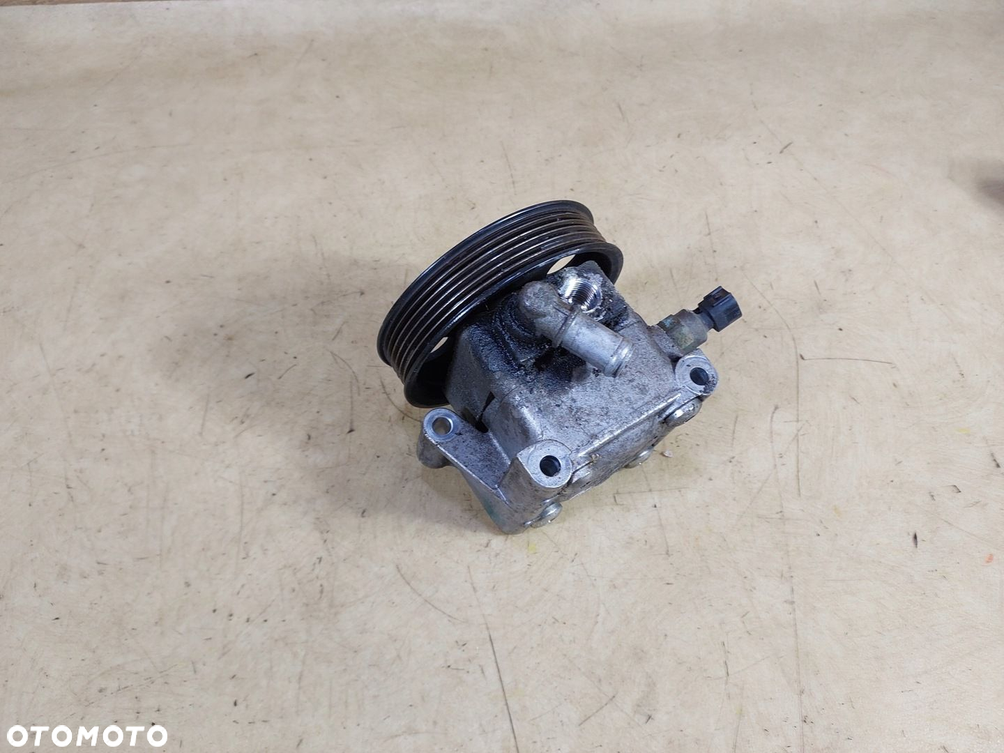 FOCUS MK2 C-MAX MK1 1.6 B POMPA WSPOMAGANIA 4M513A696AE 08-11 - 4