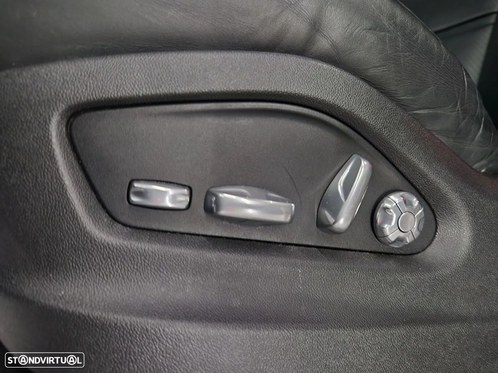 Porsche Cayenne Coupé E-Hybrid - 11