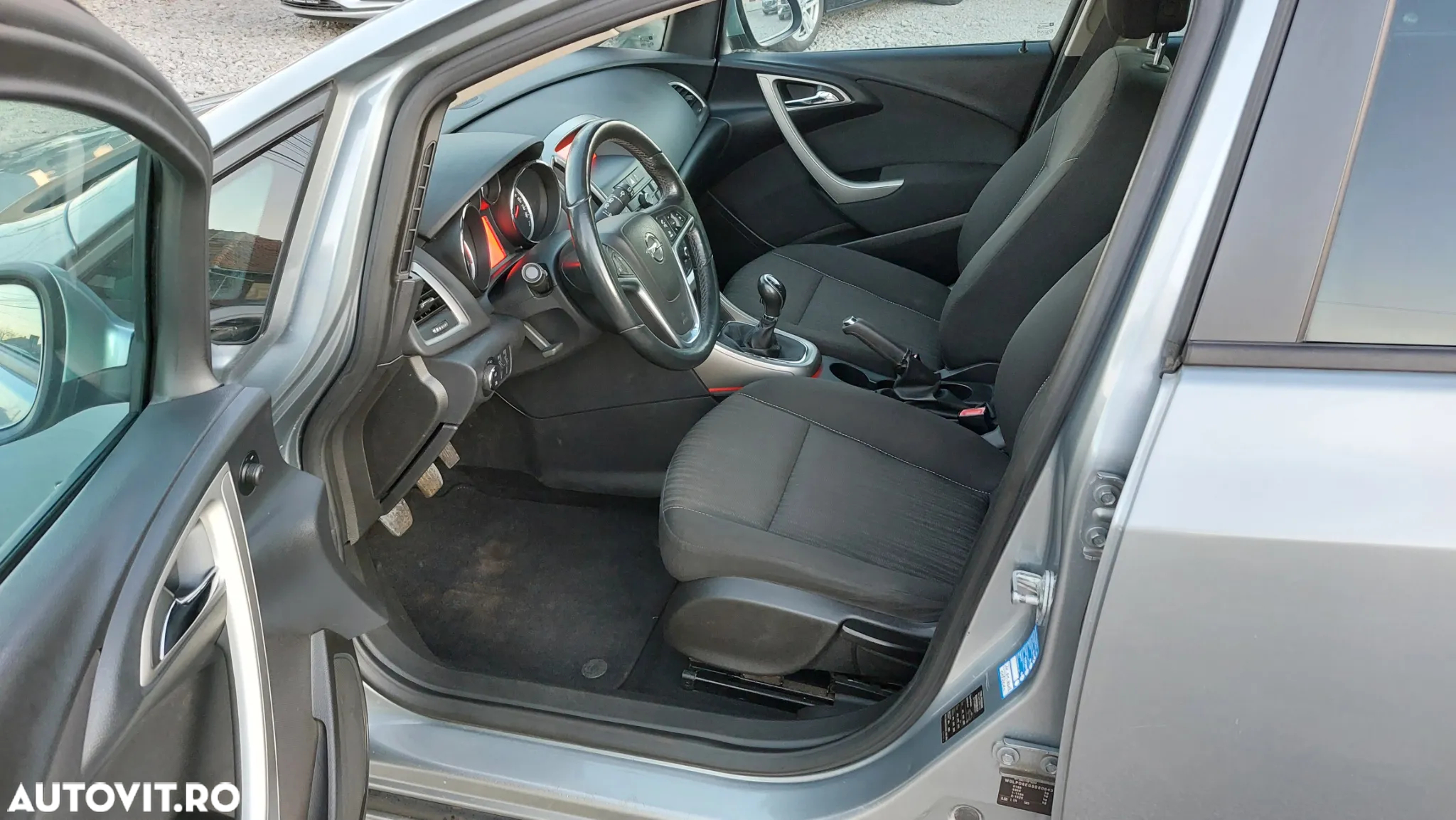 Opel Astra 1.7 CDTI DPF Design Edition - 12