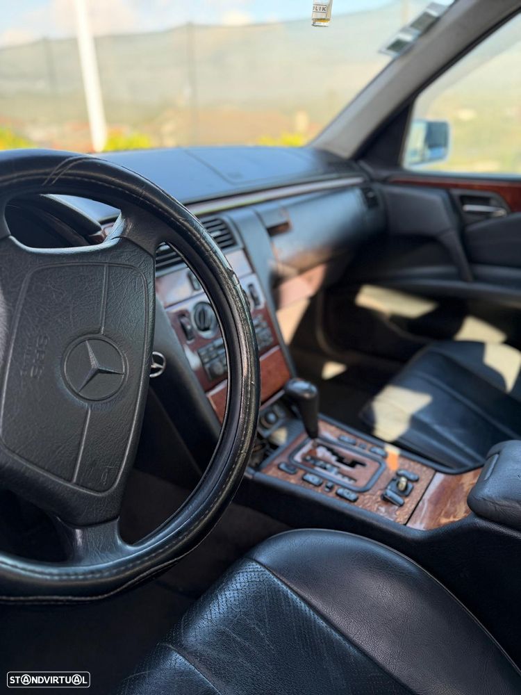 Mercedes-Benz E 220 - 9