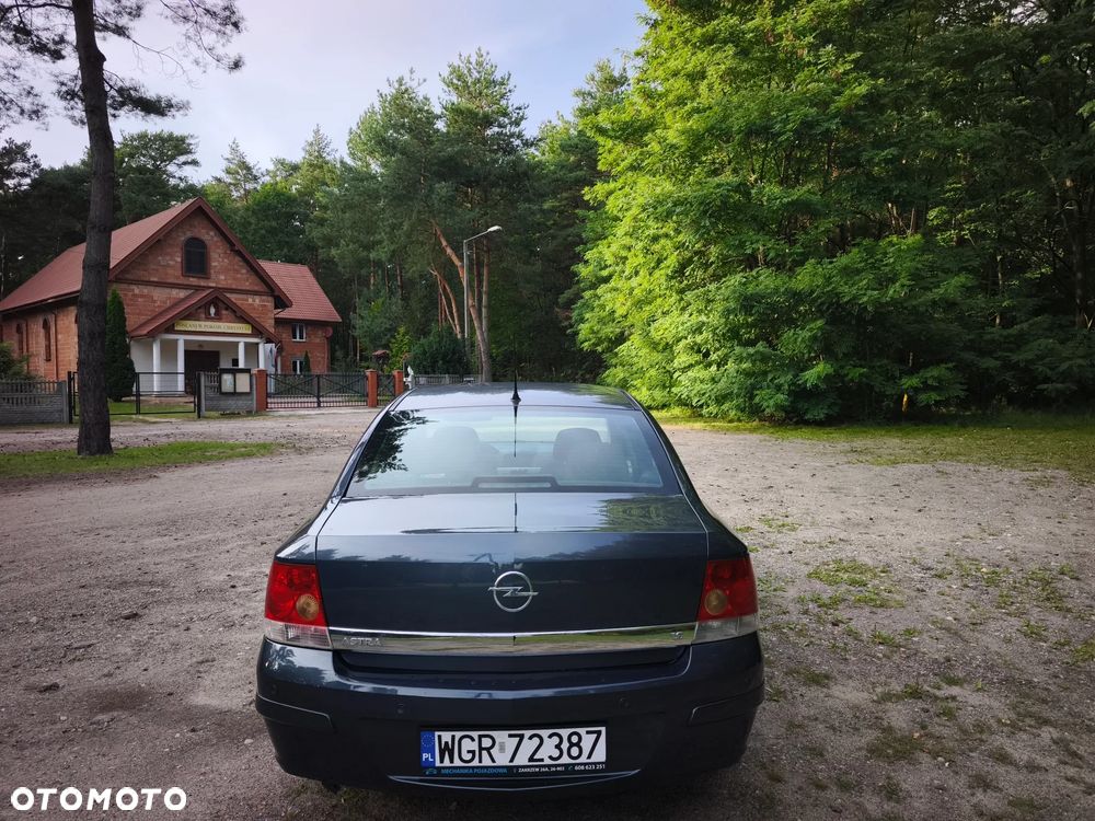 Opel Astra 1.6 Enjoy - 4