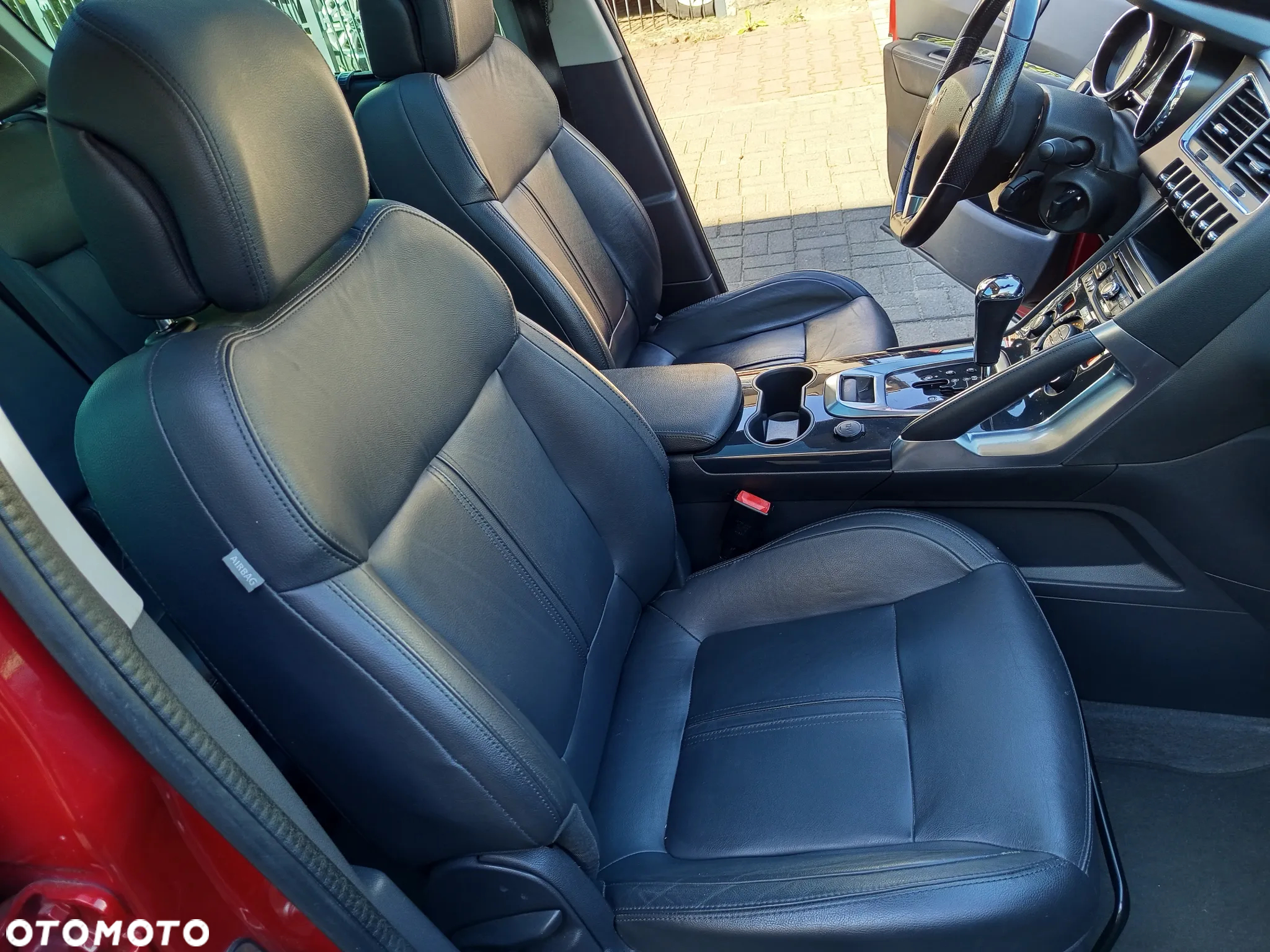 Peugeot 3008 HDi FAP 160 Automatik Allure - 17