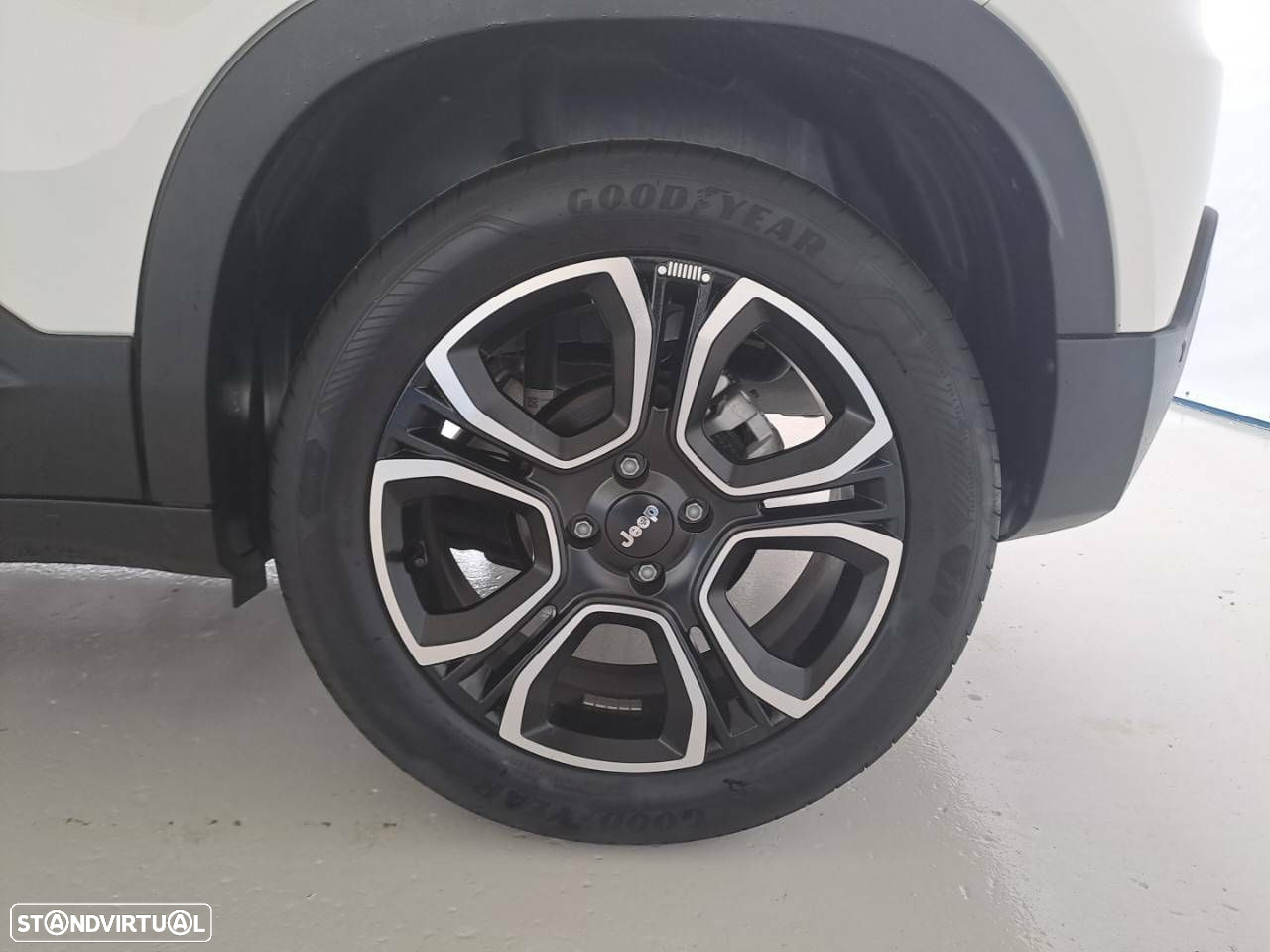 Jeep Avenger 1.2 GSE T3 Altitude - 11