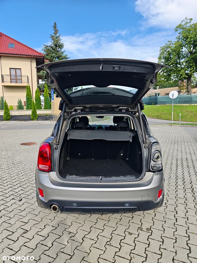MINI Countryman Cooper Essential Trim - 8