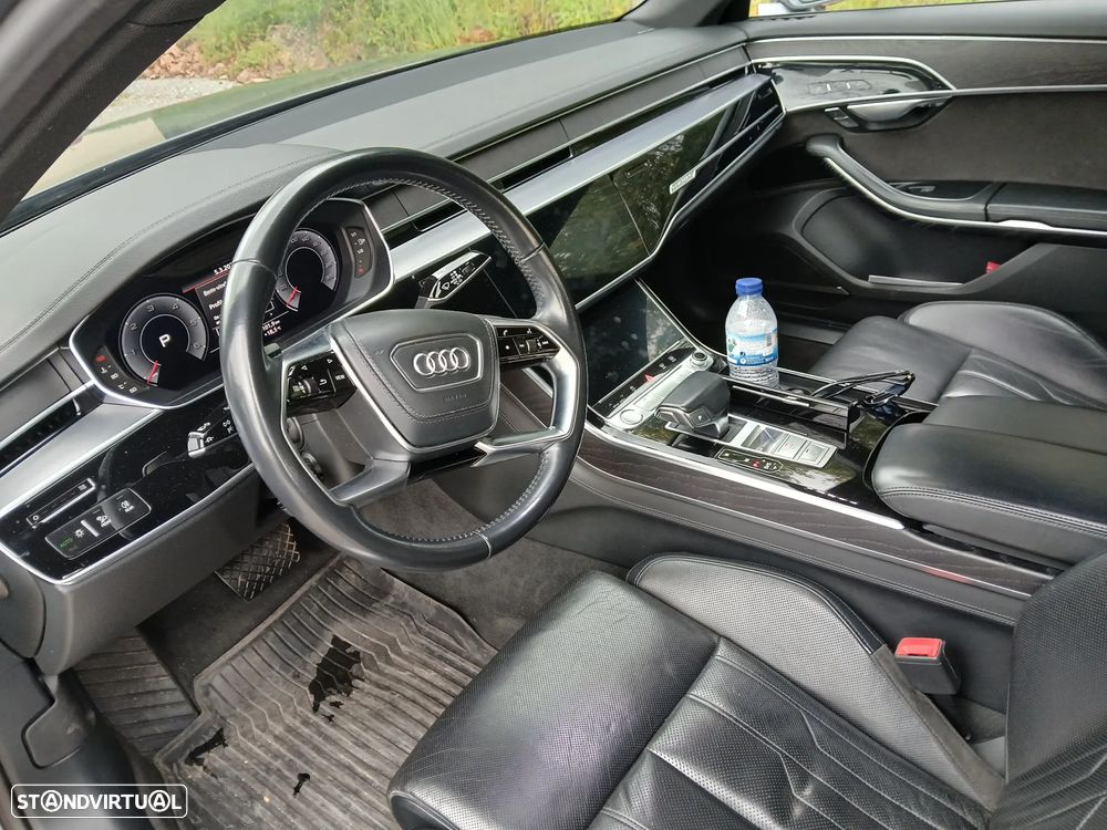 Audi A8 - 5