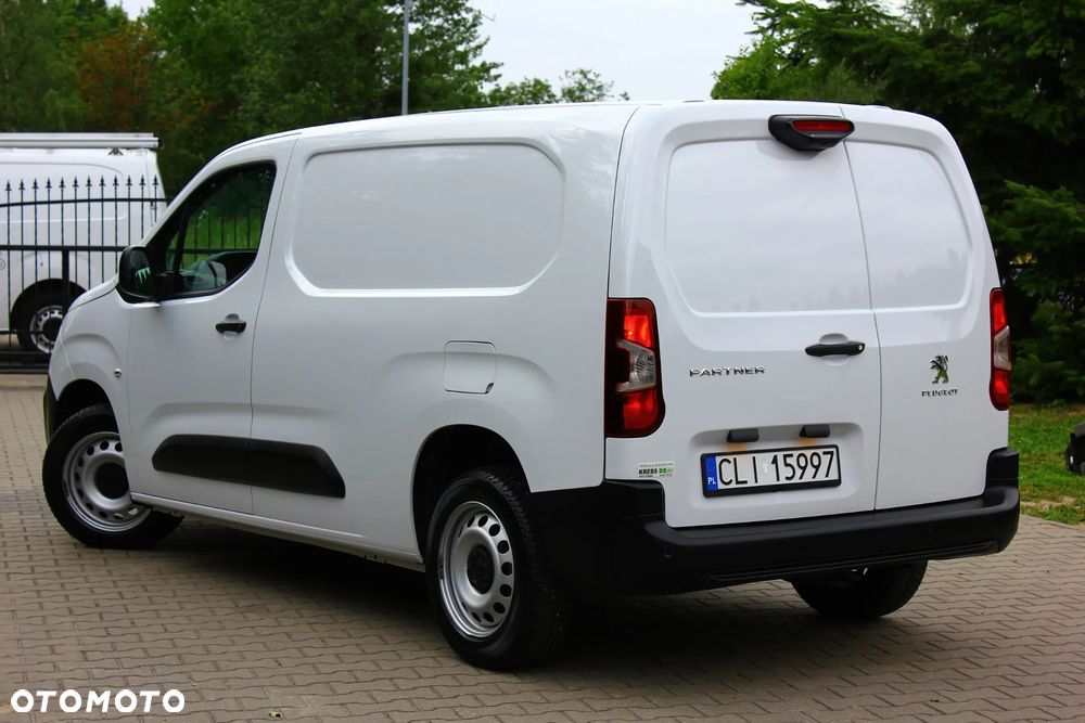 Peugeot PARTNER 1.5HDI 130KM AUTOMAT 8 BIEGÓW LONG DŁUGI 3 OSOBOWY PERFEKT AUTO NAVIGACJA KAMERY,ASYSTENTY,VF23% - 5