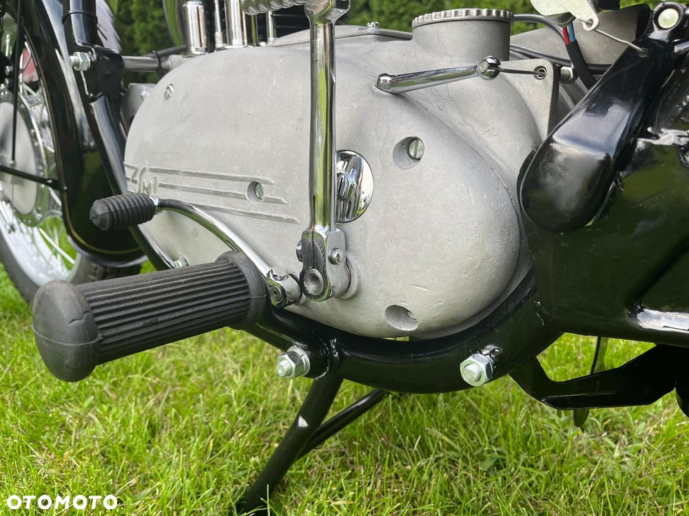Junak M - 16