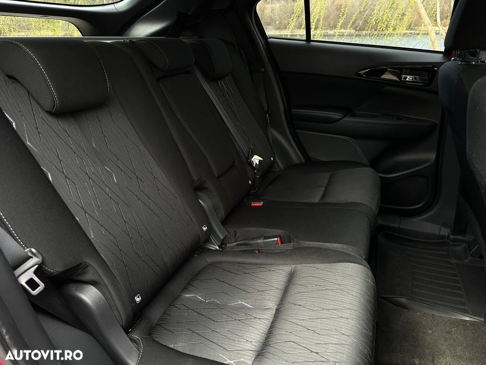 Mitsubishi Eclipse-Cross 1.5-litre 16-valve DOHC MIVEC 4X4 Intense+ Aut. - 13