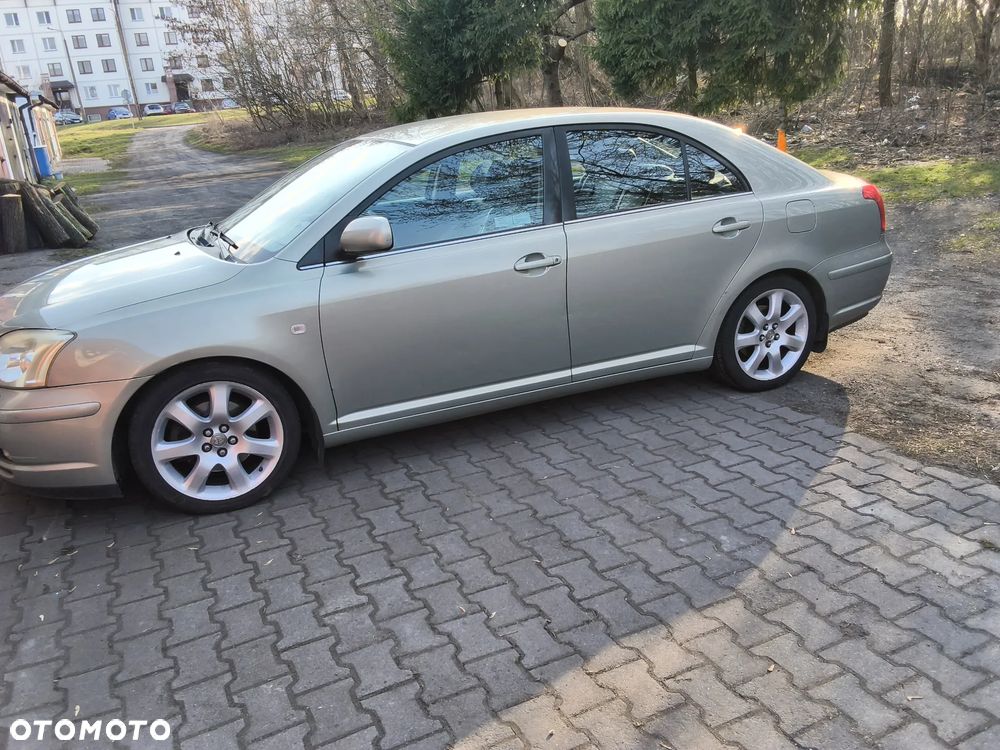Toyota Avensis 2.0 VVT-i Prestige - 10