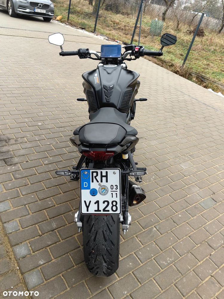 Yamaha MT - 27
