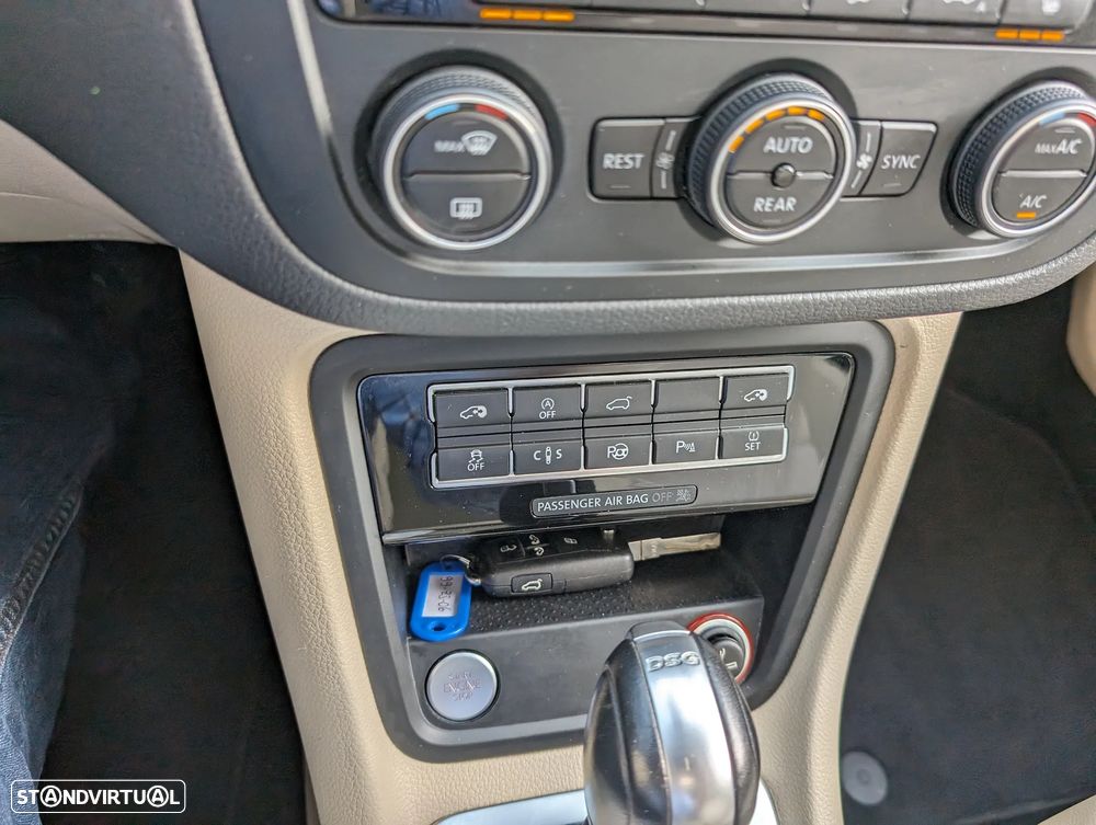 VW Sharan 2.0 TDI Highline DSG - 19