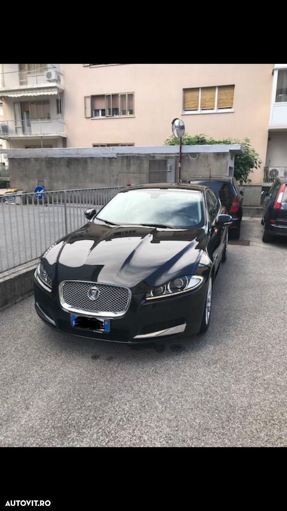 Jaguar XF 2.2 - 5