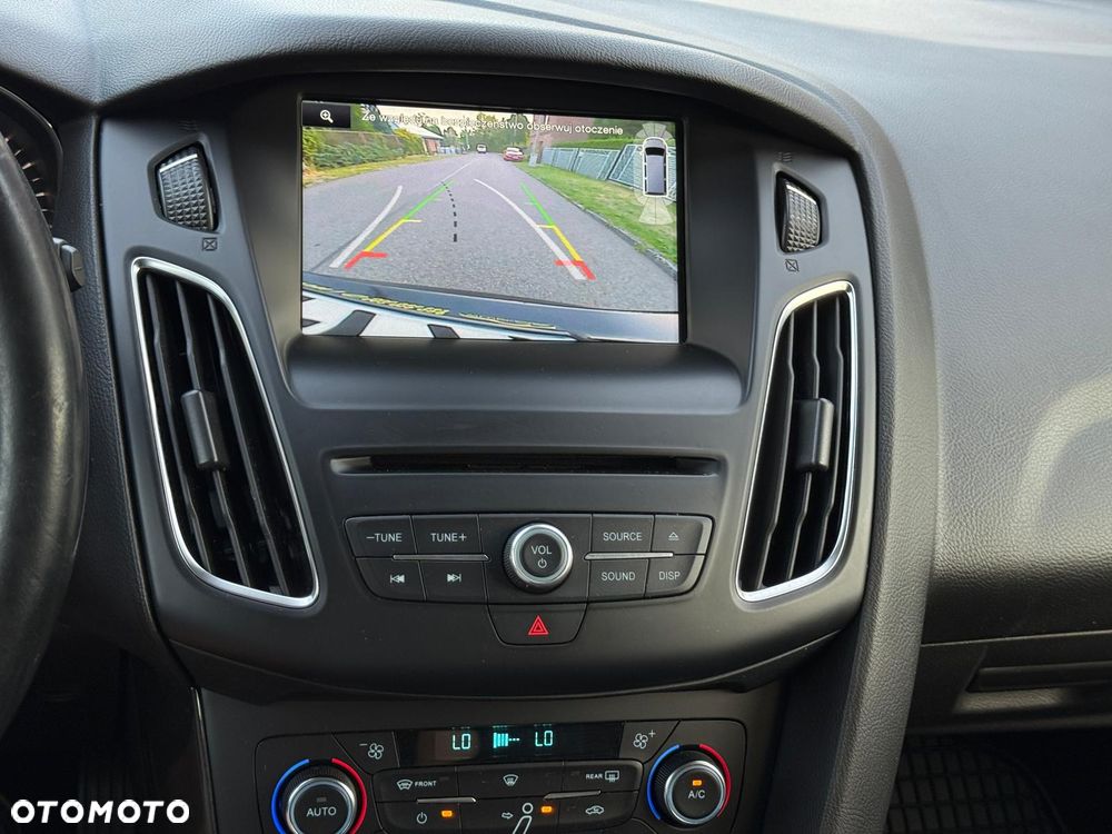 Ford Focus 1.5 TDCi Titanium ASS - 23
