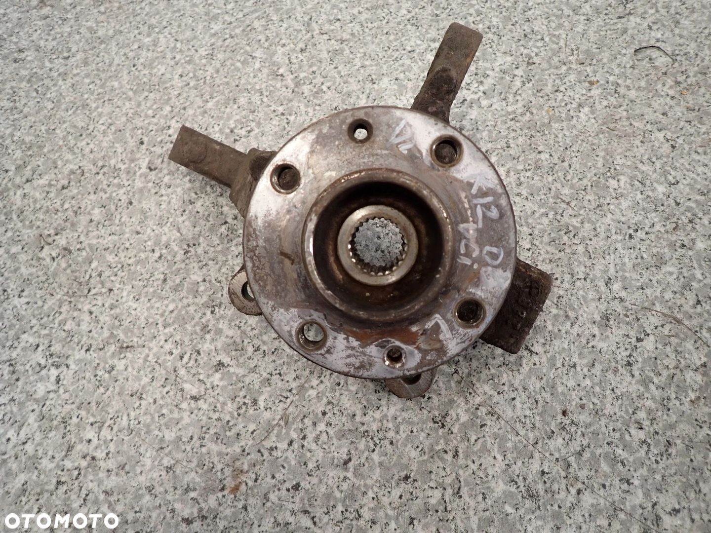 NISSAN MICRA K12 NOTE E11 ZWROTNICA PRZEDNIA LEWA - 1