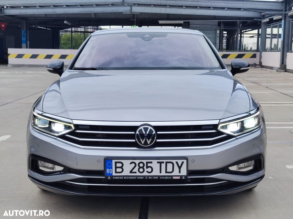Volkswagen Passat 2.0 TDI DSG 4Mot Highline - 9