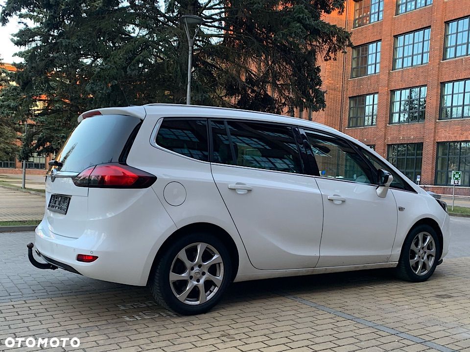 Opel Zafira - 17