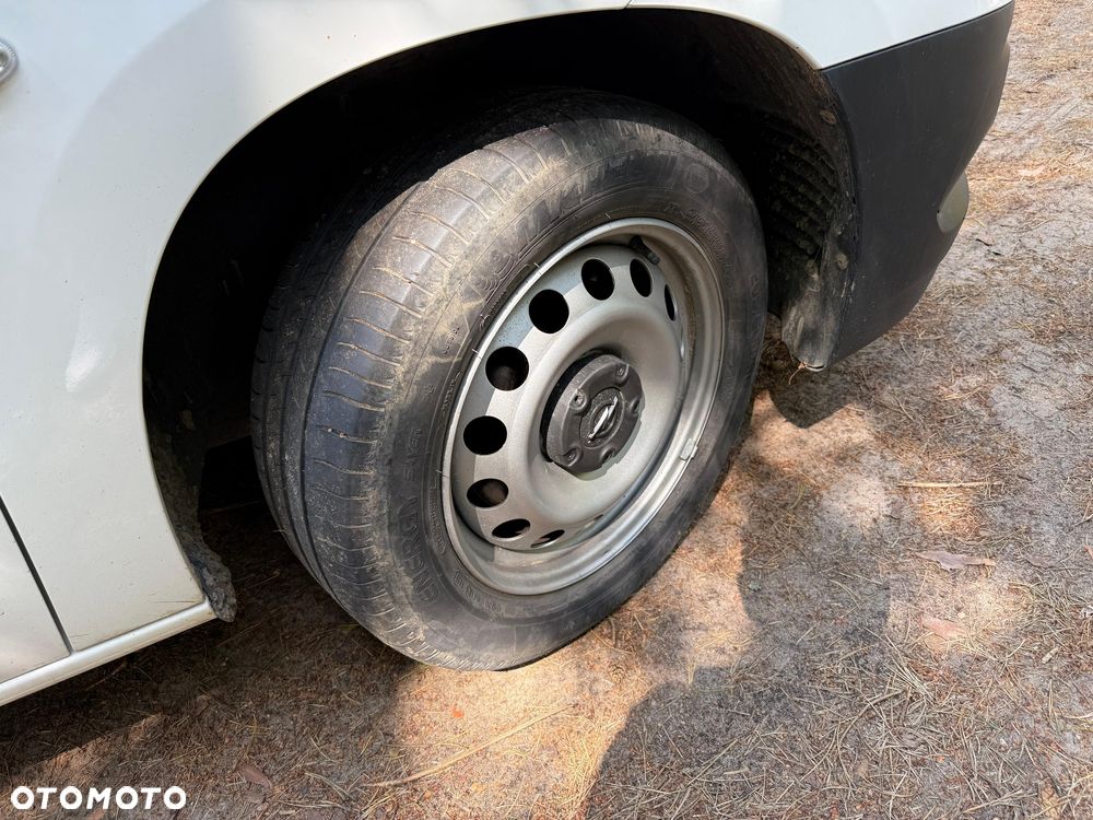 Opel Combo Cargo XL - 9