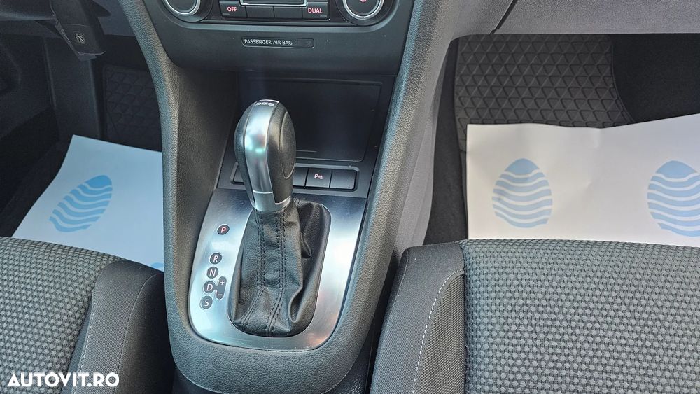 Volkswagen Golf 1.4 TSI DSG Team - 11