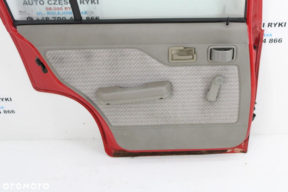 Opel Kadet 5D  HB Drzwi Lewy Tył E547 - 6