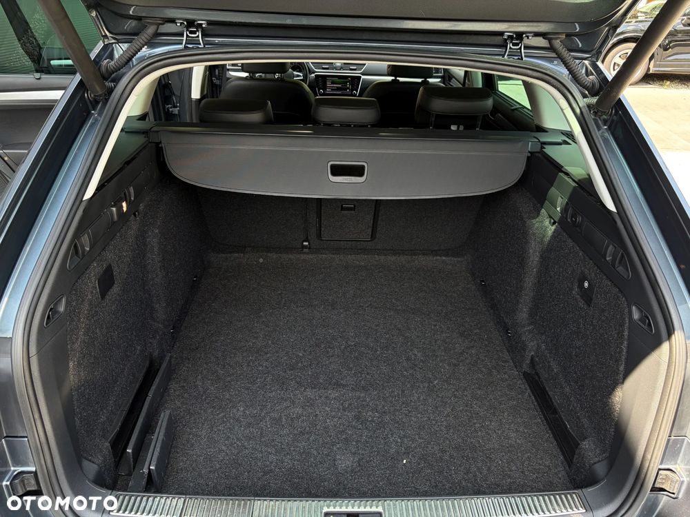 Skoda Superb 1.4 TSI ACT Ambition DSG - 38