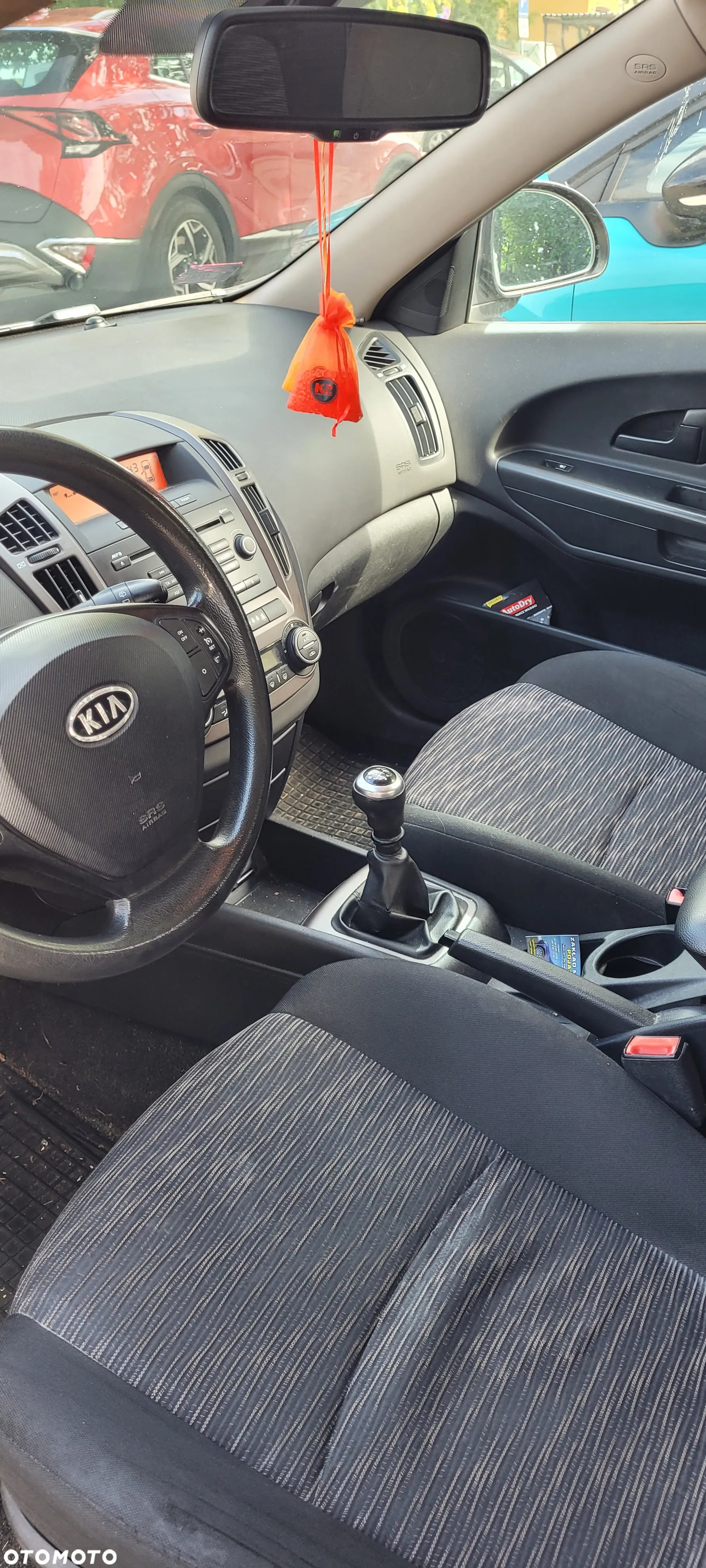 Kia Ceed Cee'd 1.6 Crdi Comfort + - 9